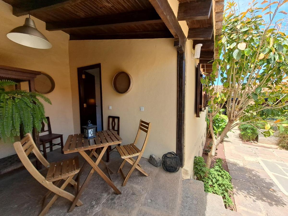 Rk Hacienda La Rekompensa Arucas Esterno foto